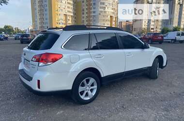 Універсал Subaru Outback 2014 в Черкасах