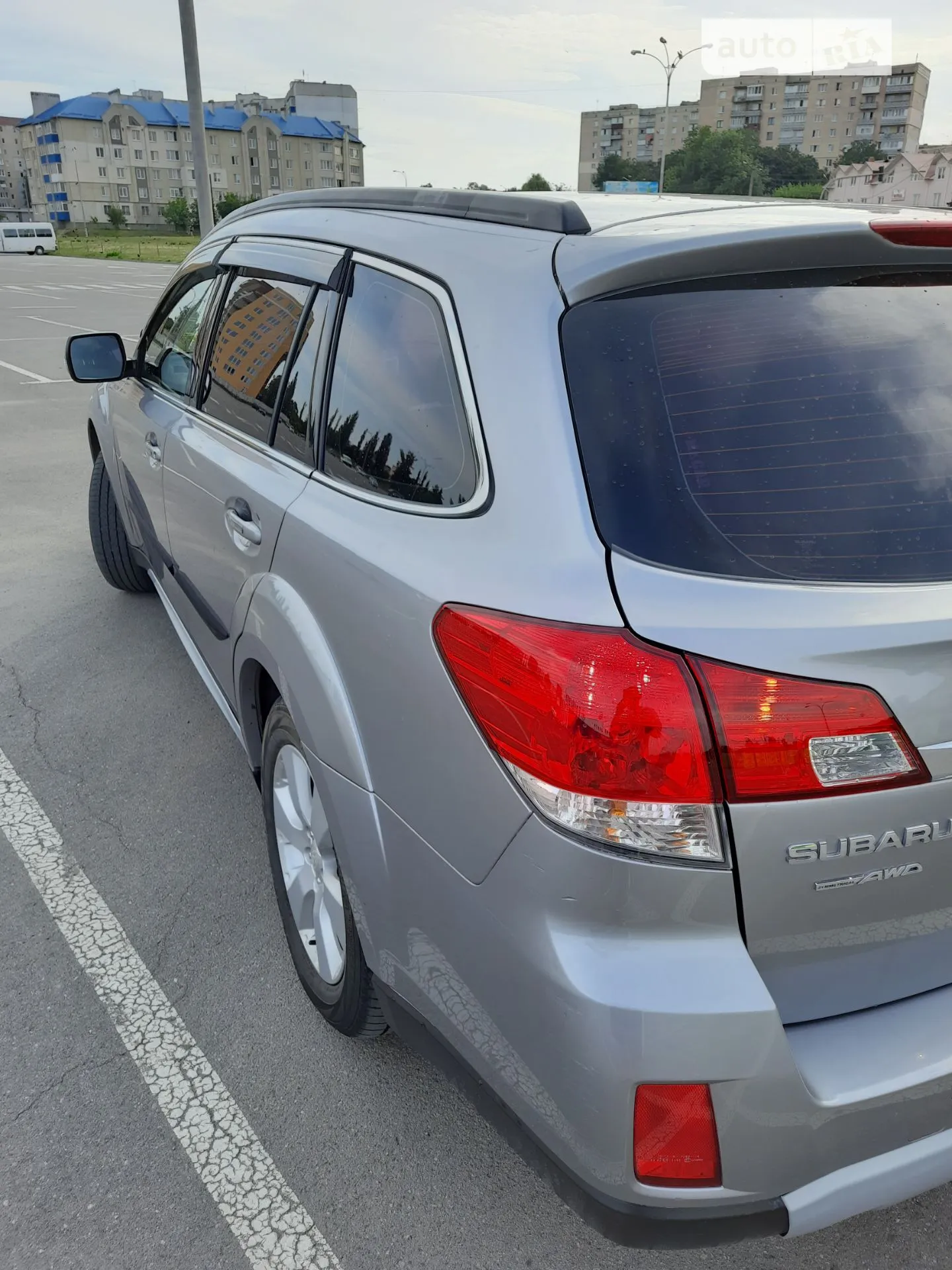 2010 Subaru Outback - мініатюра 21