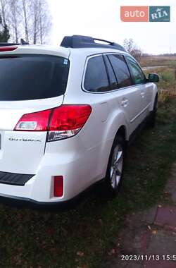 Универсал Subaru Outback 2013 в Чернигове