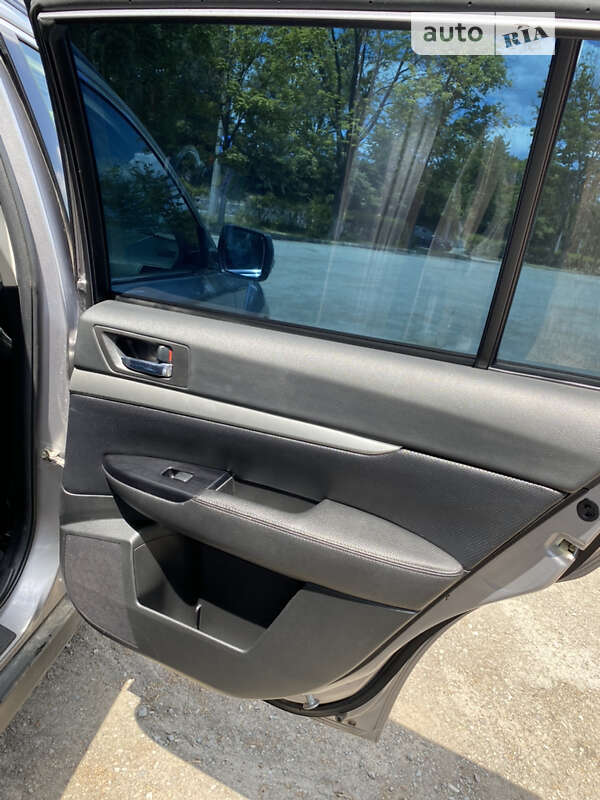 Универсал Subaru Outback 2011 в Тернополе