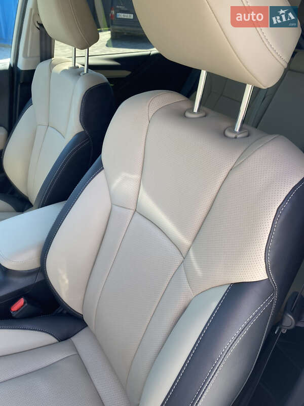 Универсал Subaru Outback 2019 в Тернополе