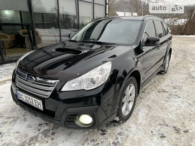 Универсал Subaru Outback 2013 в Львове