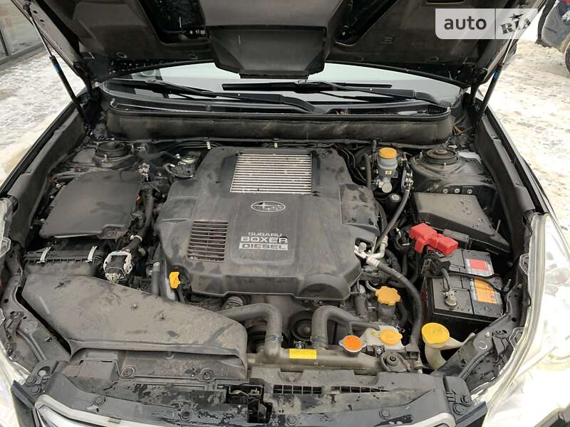 Универсал Subaru Outback 2013 в Львове