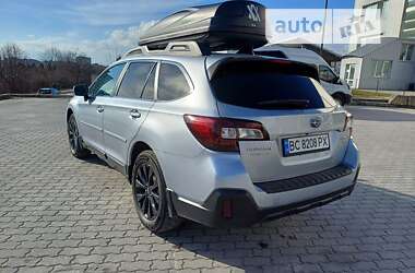Универсал Subaru Outback 2016 в Львове