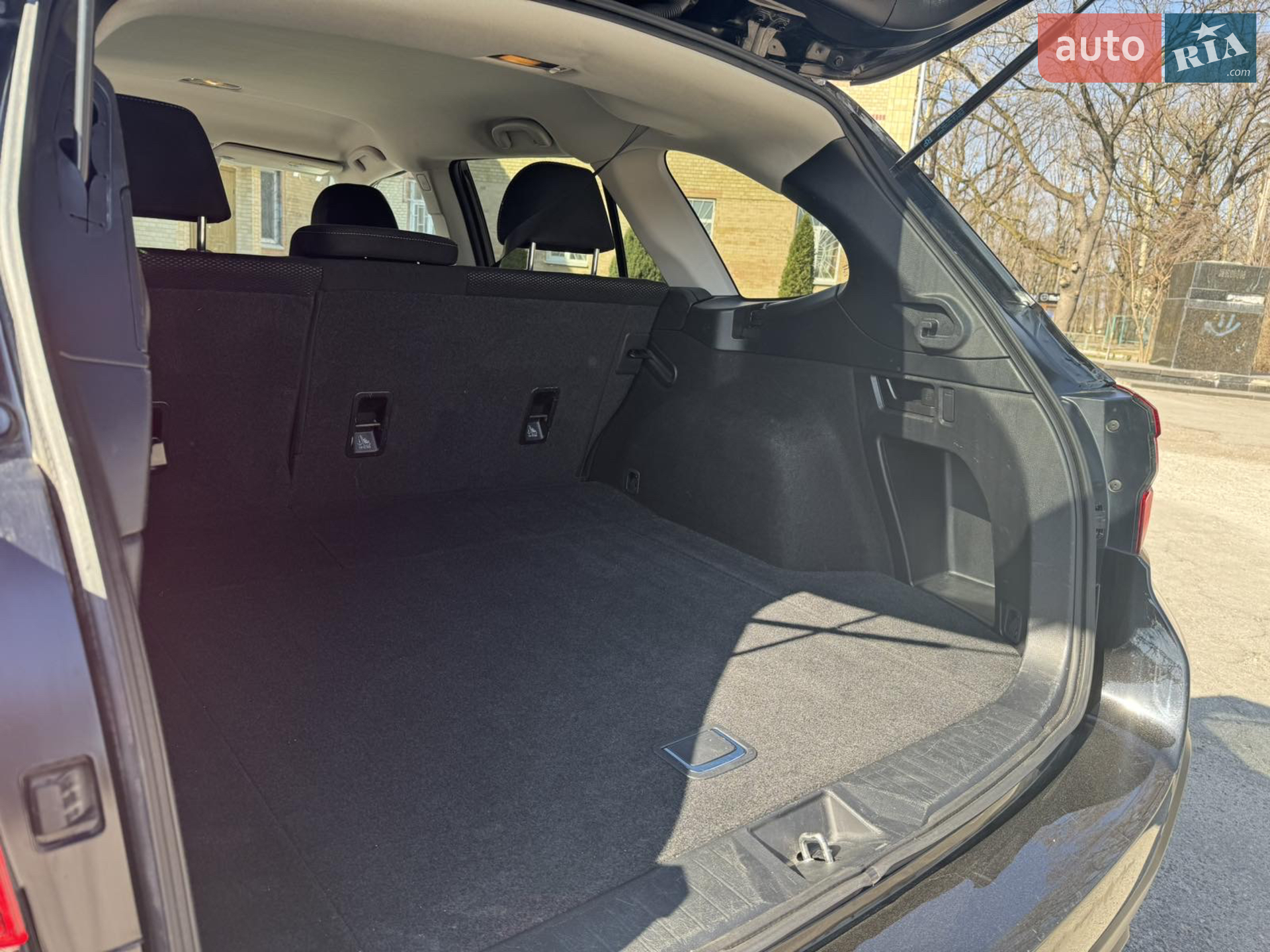 2019 Subaru Outback - мініатюра 13