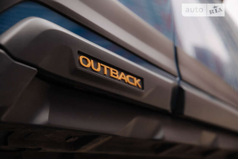 Универсал Subaru Outback 2022 в Вишневом