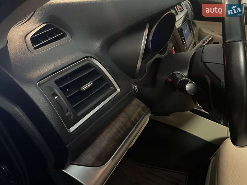Универсал Subaru Outback 2016 в Киеве фото 11 Универсал Subaru Outback 2016 в Киеве