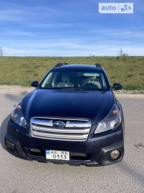 Універсал Subaru Outback 2012 в Летичіві