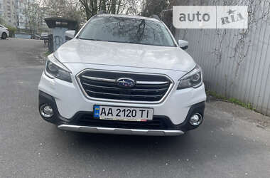 Универсал Subaru Outback 2019 в Киеве