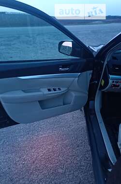 Универсал Subaru Outback 2010 в Прилуках