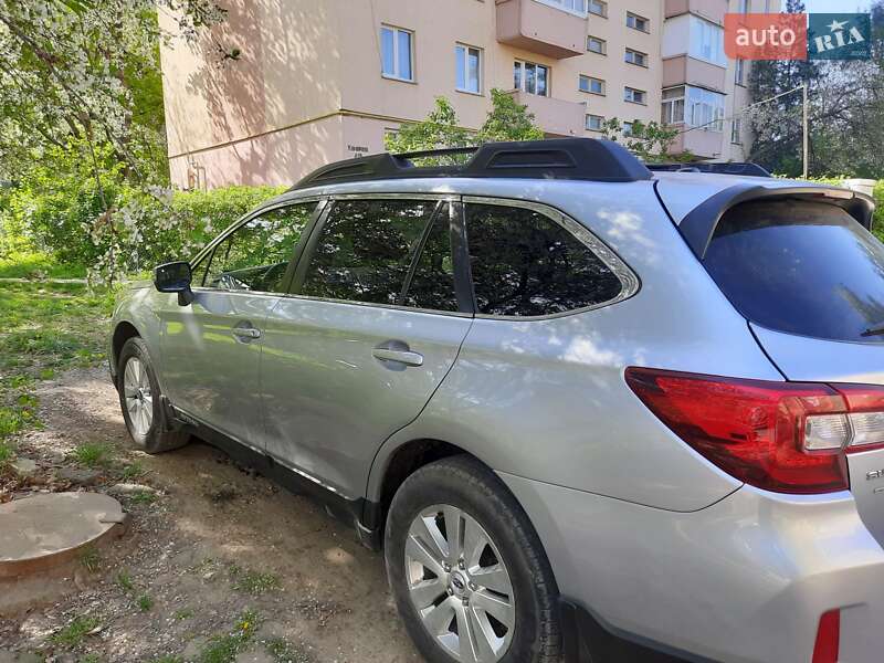 Універсал Subaru Outback 2015 в Чернівцях