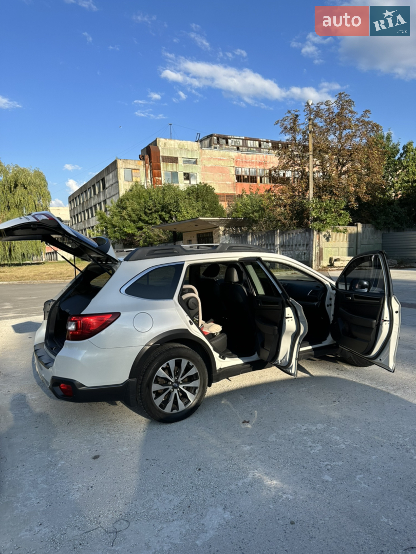 2017 Subaru Outback - мініатюра 37