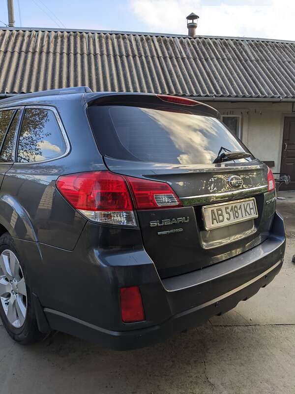 Универсал Subaru Outback 2011 в Жмеринке
