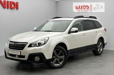 Subaru Outback 2014