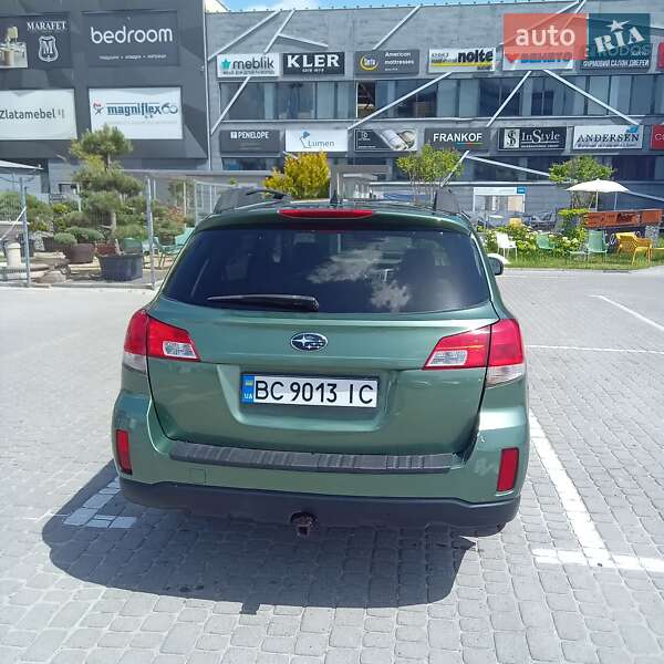 Универсал Subaru Outback 2011 в Львове