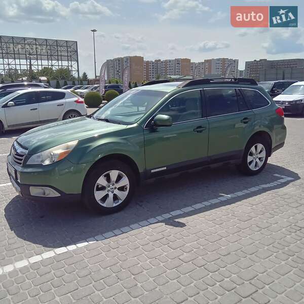 Универсал Subaru Outback 2011 в Львове
