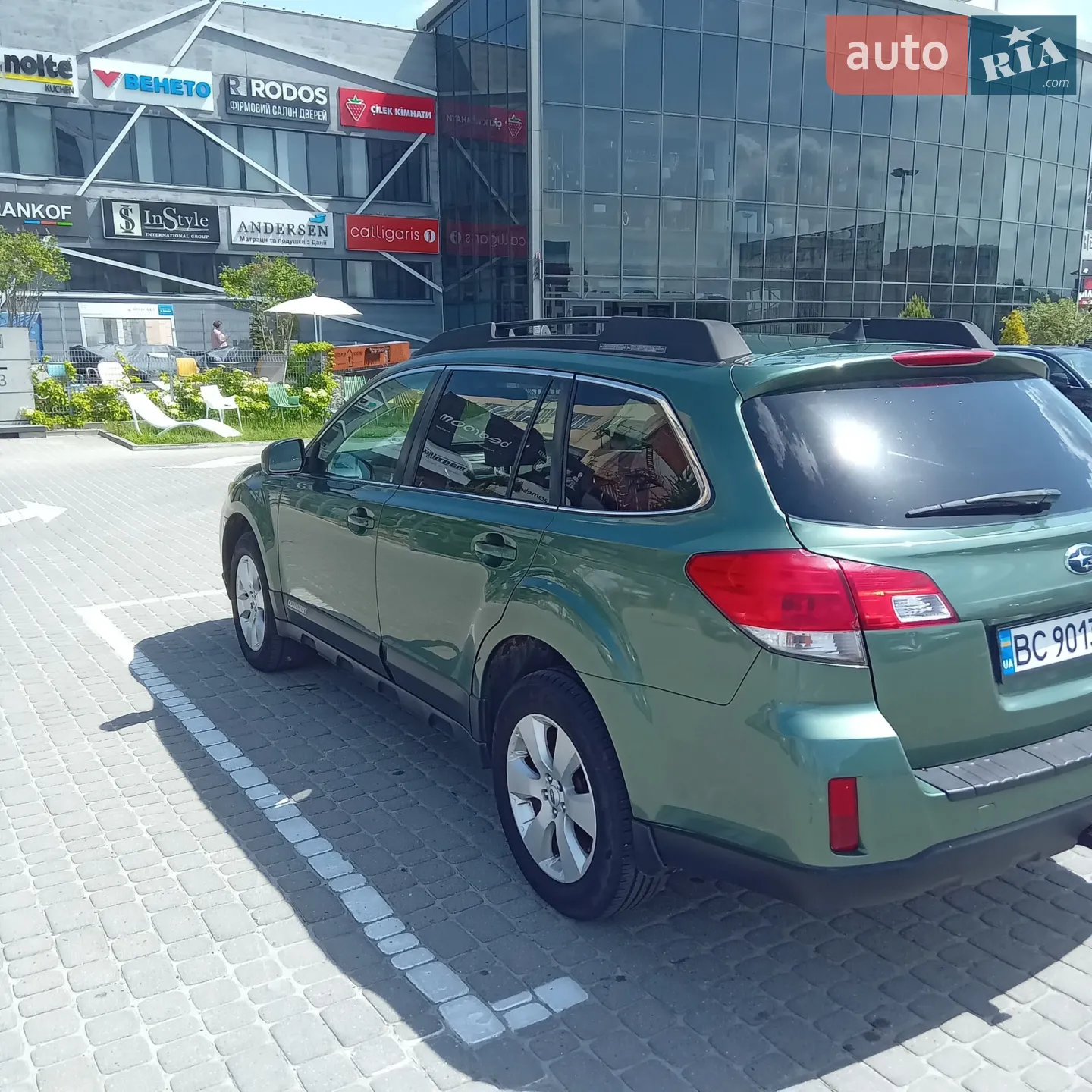 2011 Subaru Outback - мініатюра 6