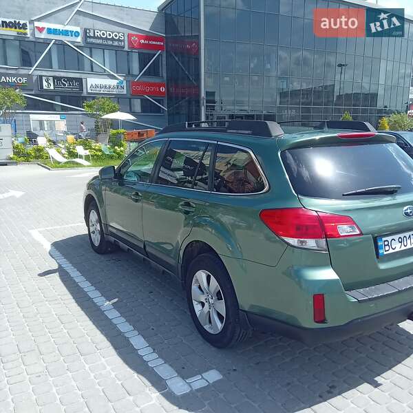 Универсал Subaru Outback 2011 в Львове