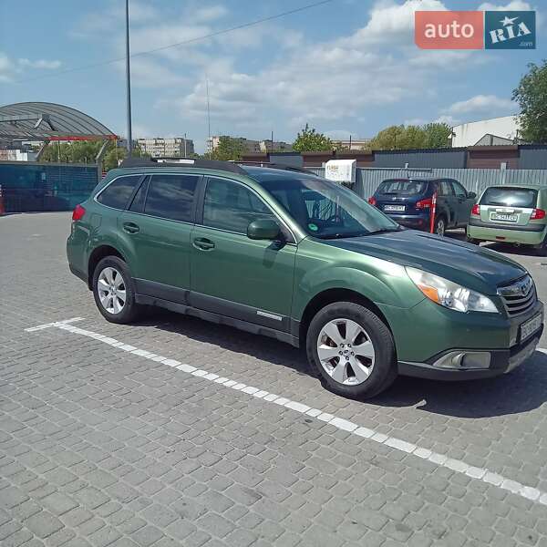 Универсал Subaru Outback 2011 в Львове