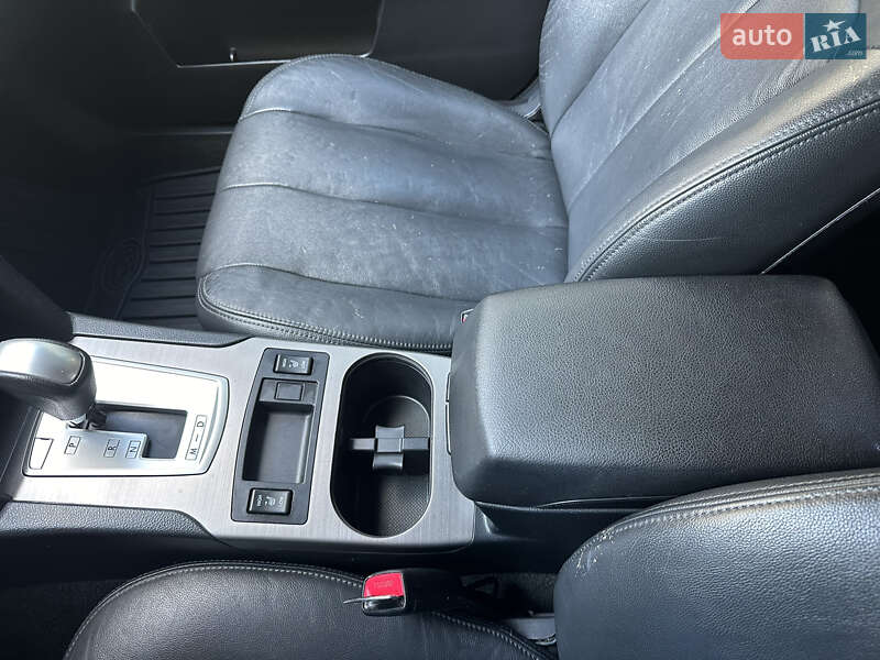 Універсал Subaru Outback 2013 в Одесі