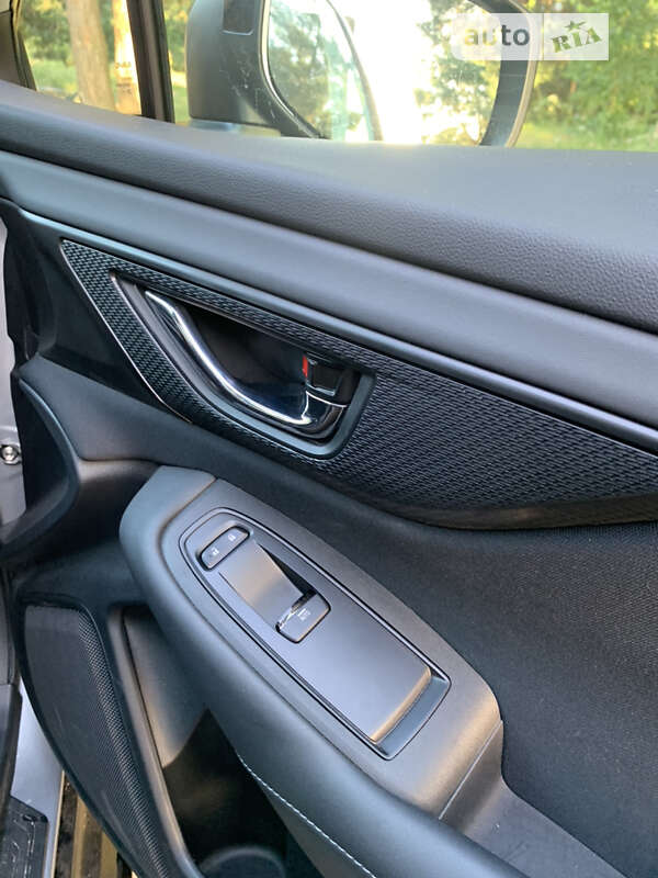 Универсал Subaru Outback 2021 в Вараше