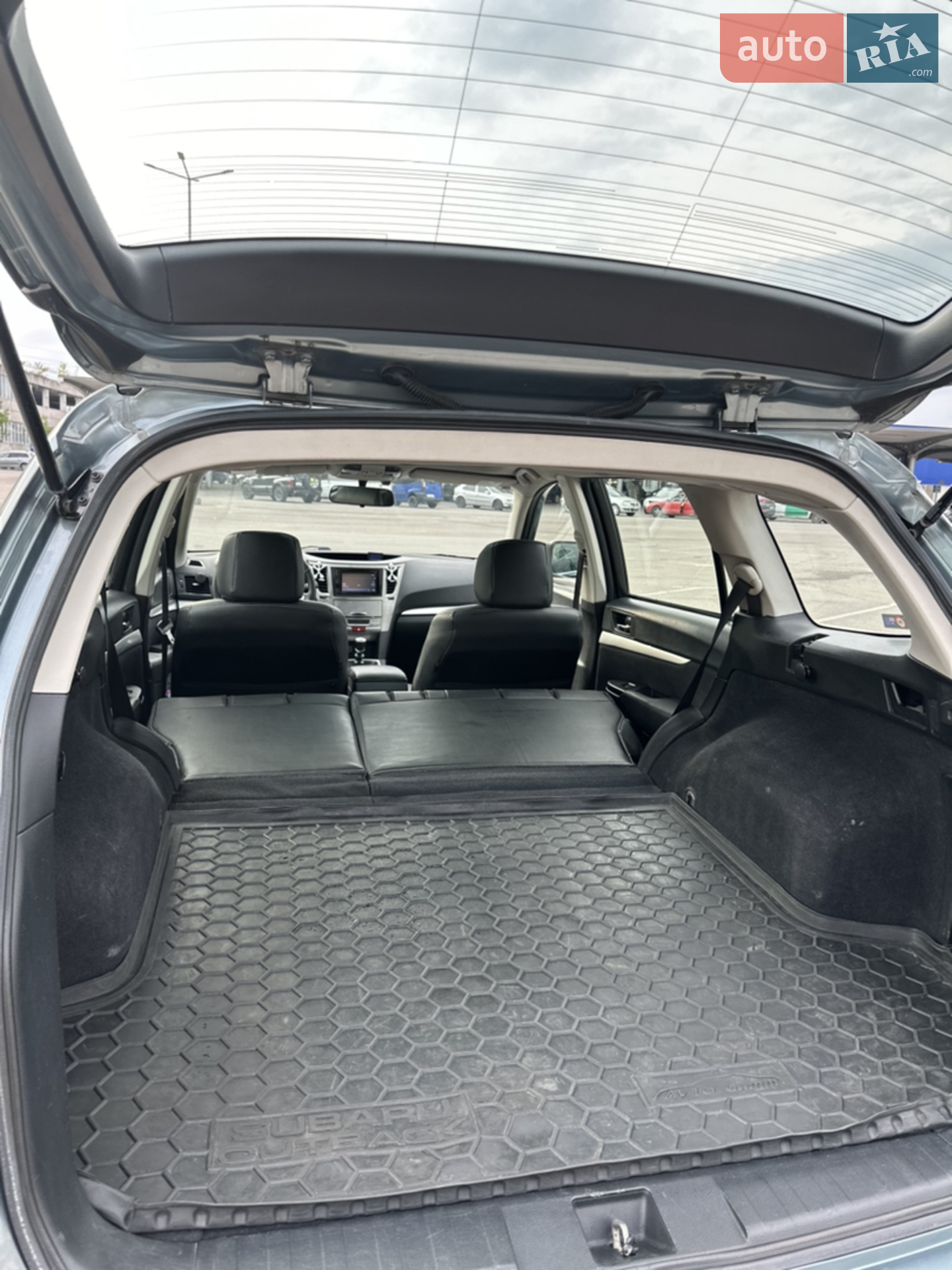 2010 Subaru Outback - мініатюра 25