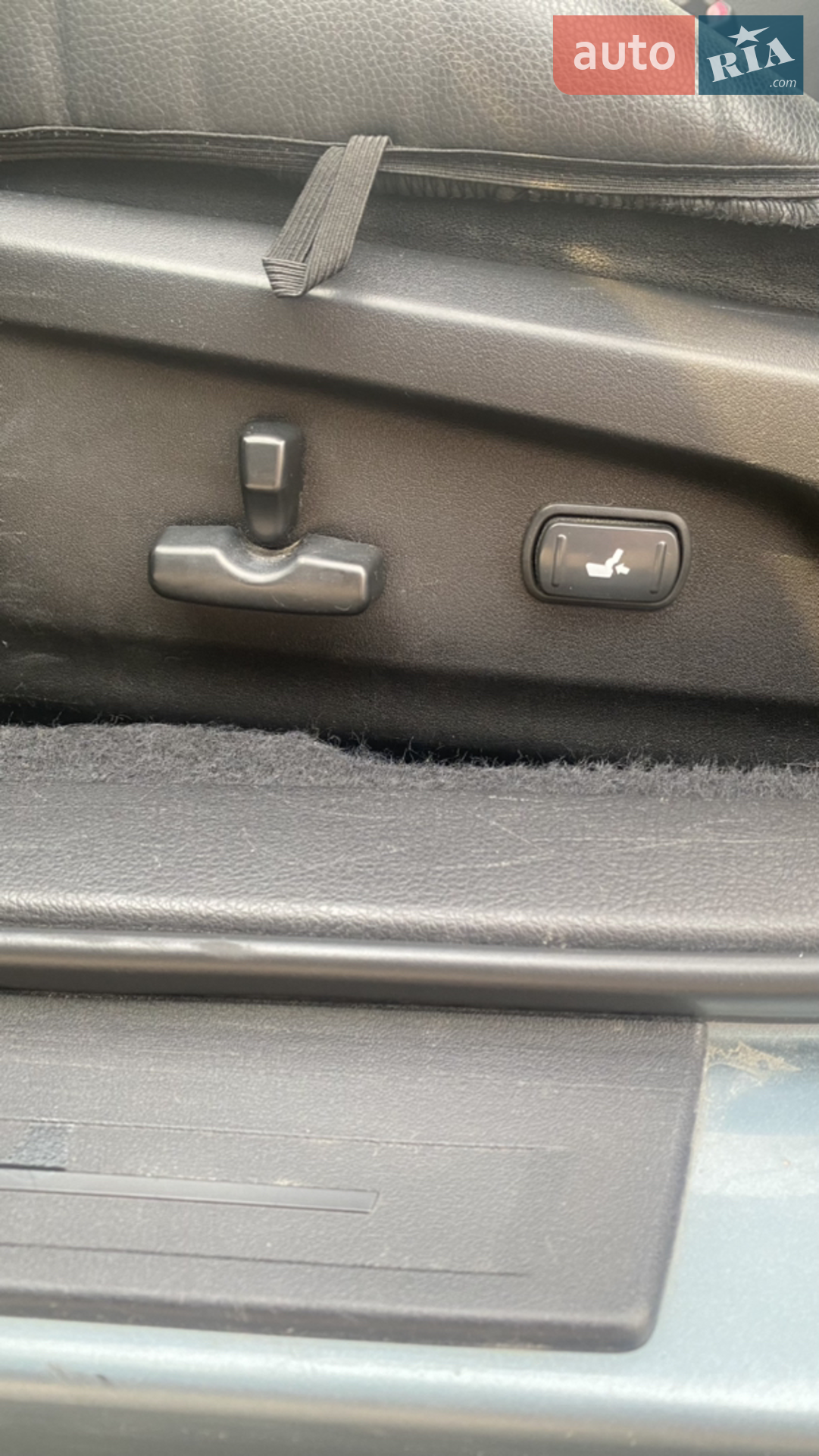 2010 Subaru Outback - мініатюра 30