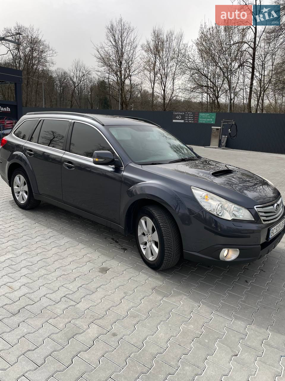 2010 Subaru Outback - мініатюра 16