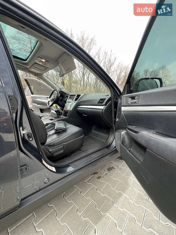 Универсал Subaru Outback 2010 в Дрогобыче
