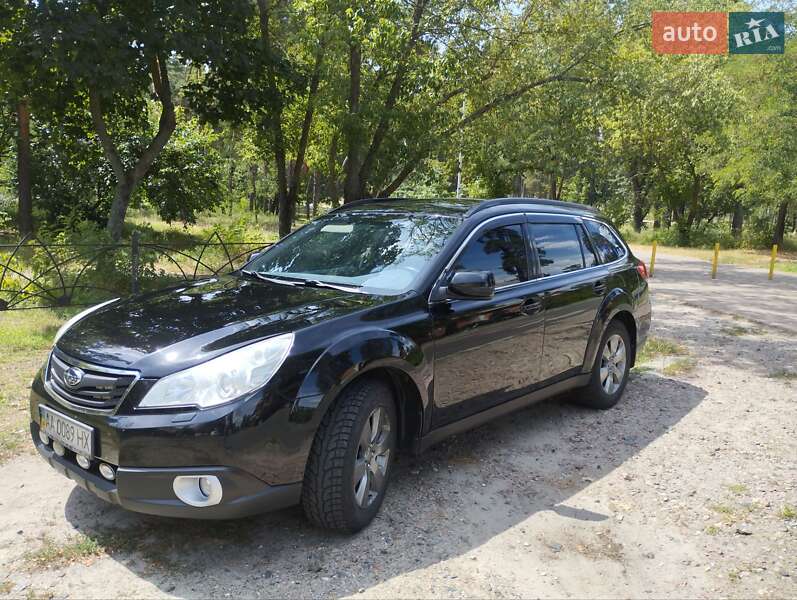 Subaru Outback 2010