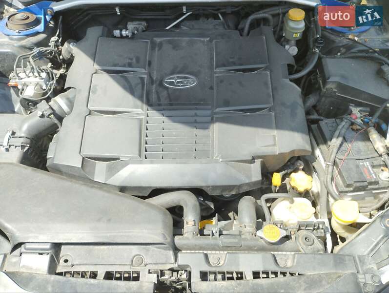 Універсал Subaru Outback 2010 в Києві