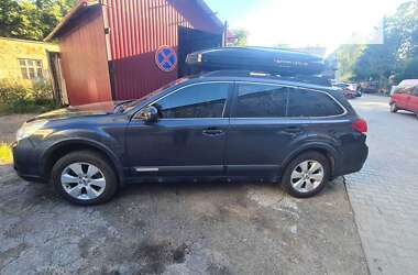 Універсал Subaru Outback 2012 в Чернівцях