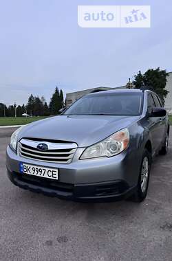 Универсал Subaru Outback 2011 в Ровно