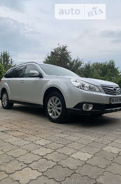 Універсал Subaru Outback 2011 в Рівному