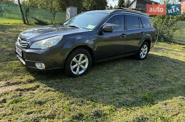 Універсал Subaru Outback 2010 в Львові