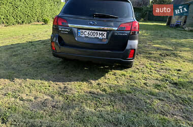 Універсал Subaru Outback 2010 в Львові