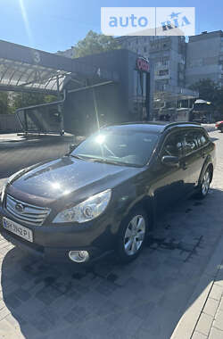 Універсал Subaru Outback 2010 в Хмельницькому