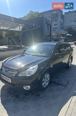 Универсал Subaru Outback 2010 в 