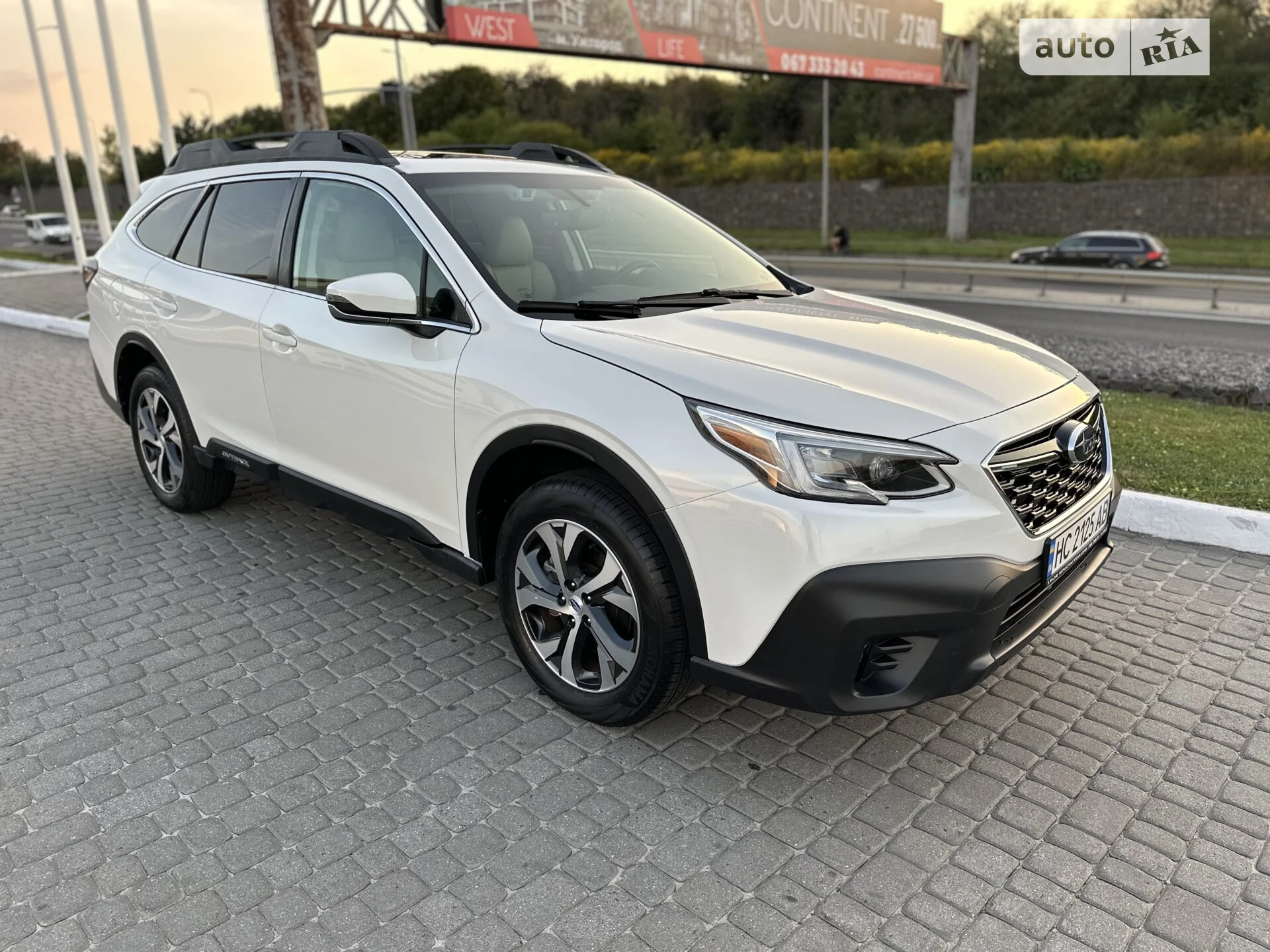 2019 Subaru Outback - мініатюра 4