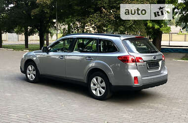 Универсал Subaru Outback 2012 в Каменском