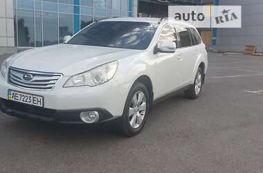 Універсал Subaru Outback 2010 в Дніпрі