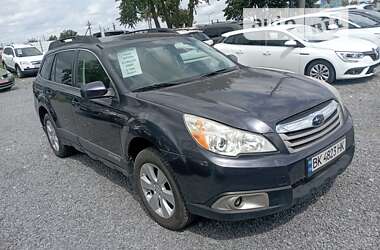 Subaru Outback 2010