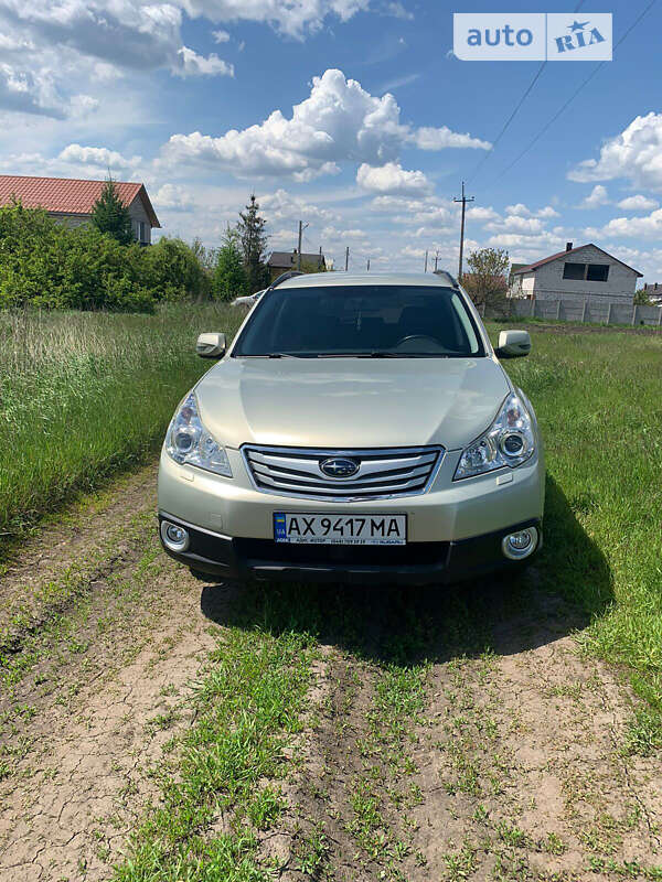 Універсал Subaru Outback 2010 в Харкові