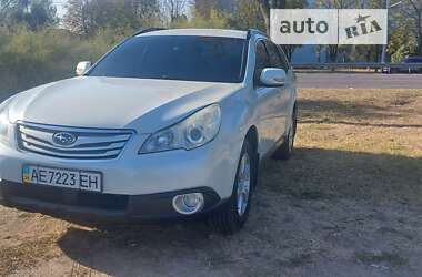 Універсал Subaru Outback 2010 в Дніпрі