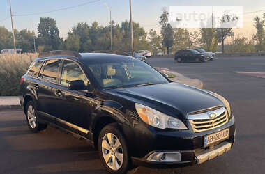 Универсал Subaru Outback 2012 в Киеве