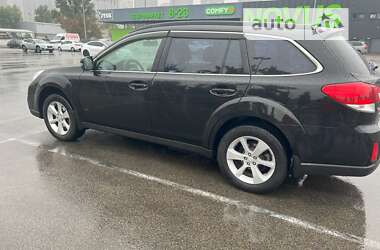 Универсал Subaru Outback 2013 в Киеве