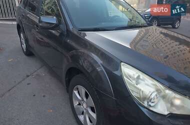 Универсал Subaru Outback 2011 в Киеве