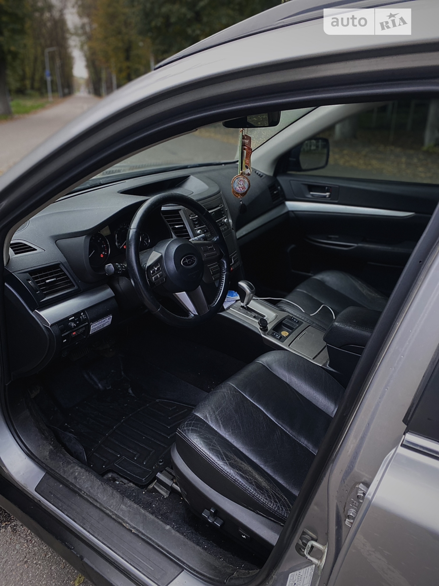 2011 Subaru Outback - мініатюра 6