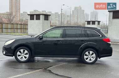 Универсал Subaru Outback 2011 в Киеве