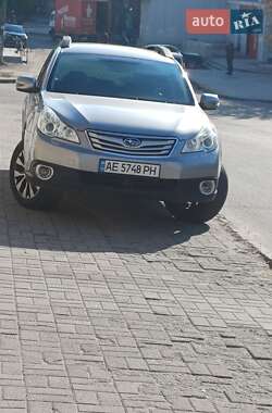 Універсал Subaru Outback 2011 в Дніпрі